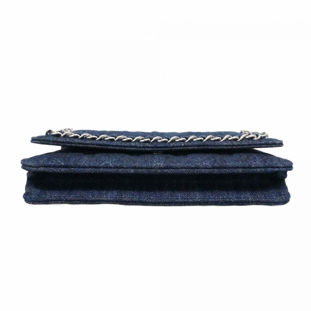 CHANEL Blue Wallet - Picture 3 of 8